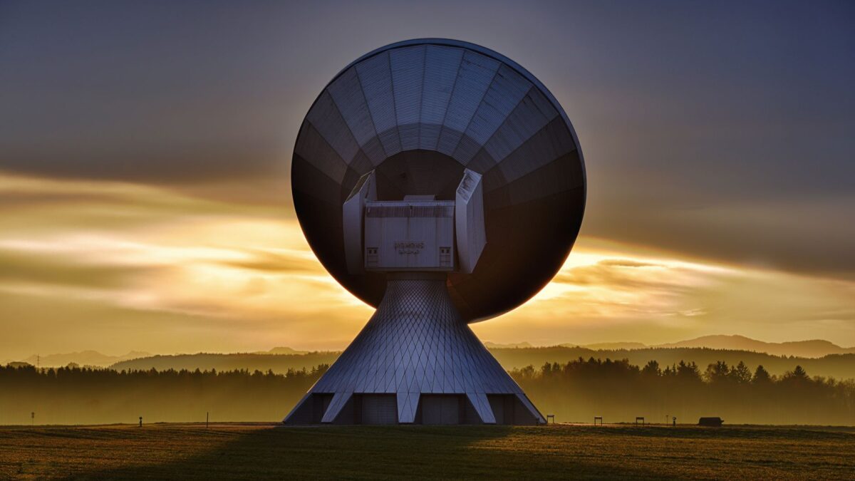 Satelliteninternet 2026: Starlink & IRIS² im Vergleich